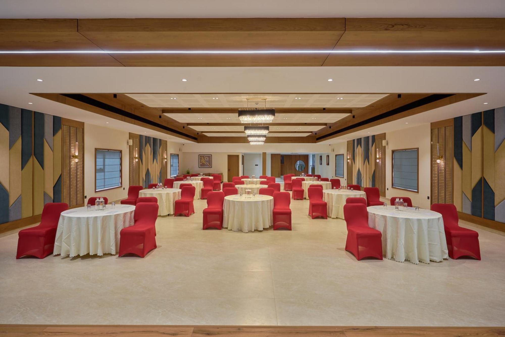 Kowju Airport Hotel Calicut Kondotty Kültér fotó